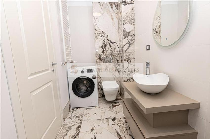 Apartament cu 2 camere semidecomandat, mobilat în Pipera