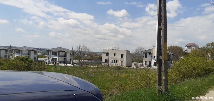 VANZARE Teren intravilan