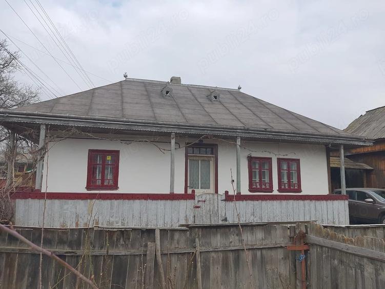 Casă cu 3 camere cu Teren 800 Mp în Drăgoiești