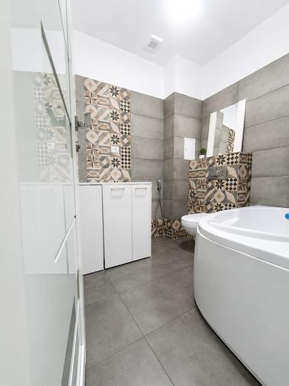 Apartament cu 2 camere decomandat în Pârneava