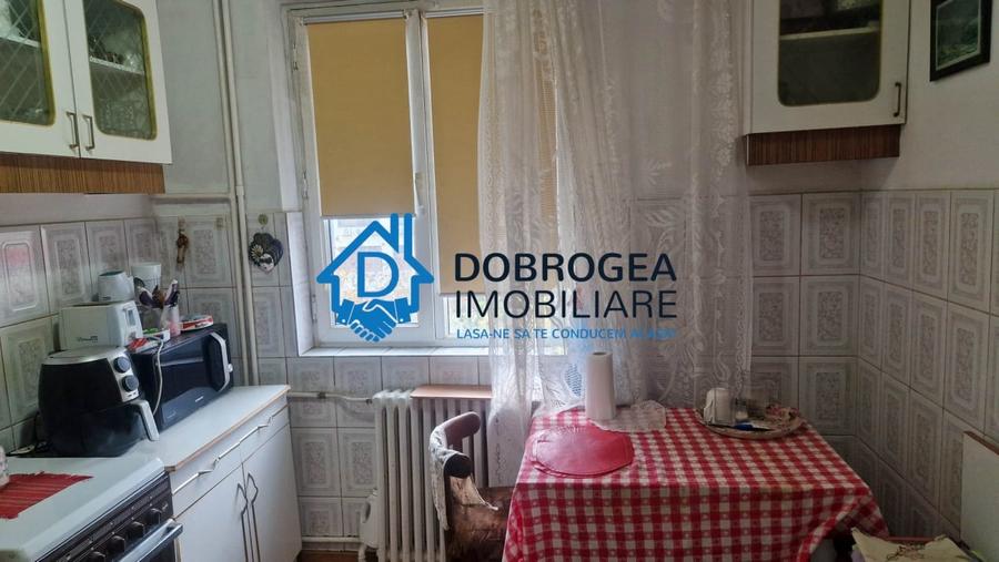 Apartament cu 2 camere semidecomandat în Ultracentral