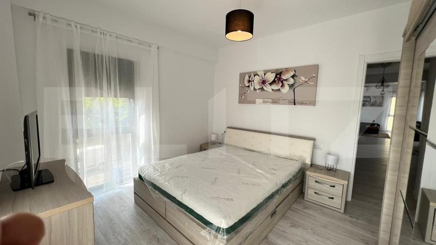 Apartament cu 2 camere decomandat, mobilat în Craiovița Nouă