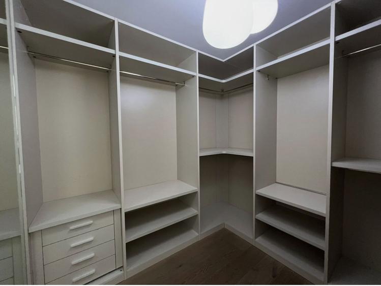 Apartament cu 4 camere, mobilat în Herăstrău