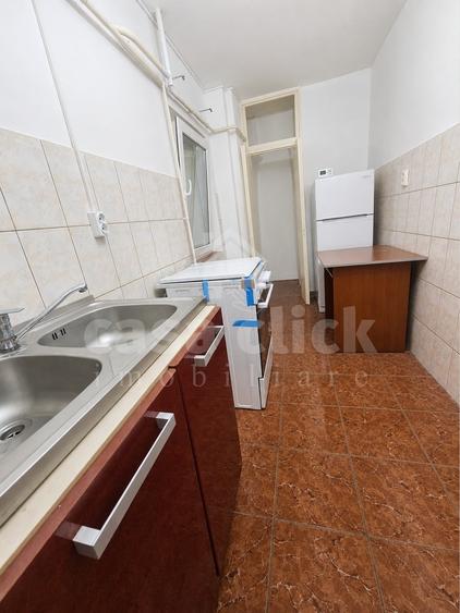 Garsonieră decomandată în Mazepa 1