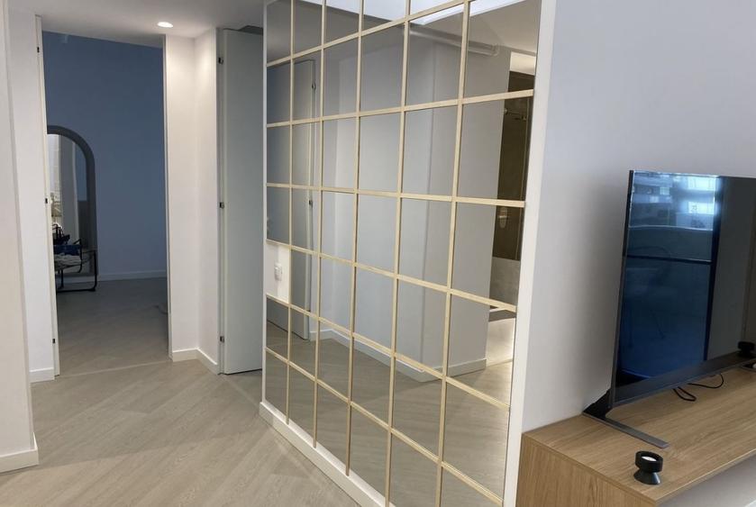 Apartament cu 3 camere decomandat, mobilat în Aviației