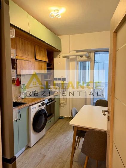 Apartament cu 2 camere decomandat, mobilat în Berceni