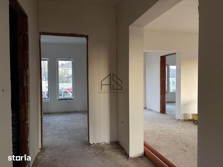Casă cu 4 camere cu Teren 613 Mp în Oncea