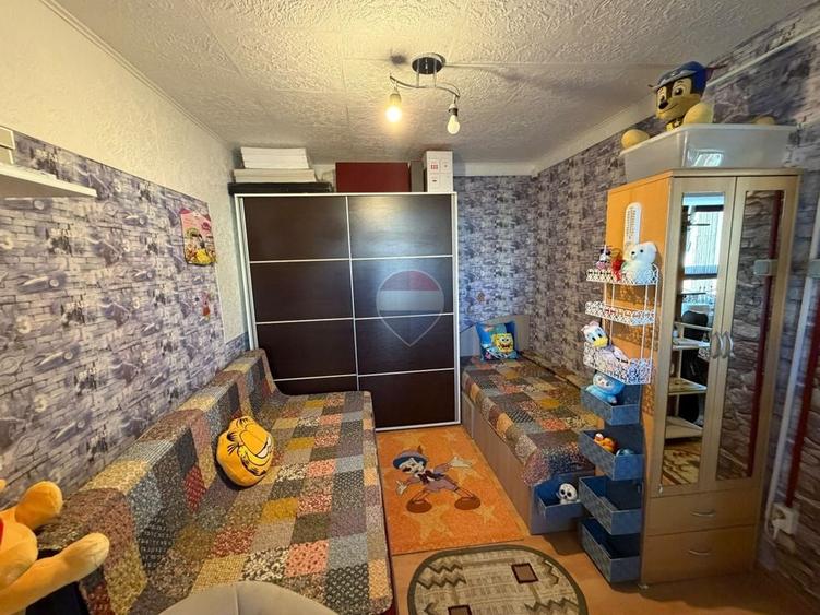 Apartament cu 2 camere decomandat în Hotvon