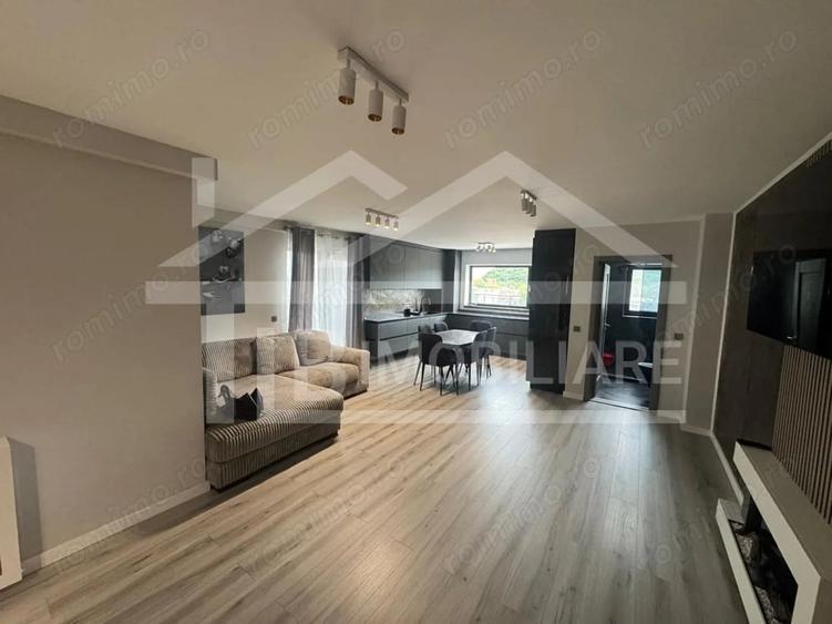 Apartament cu 3 camere semidecomandat în Gheorghe Doja