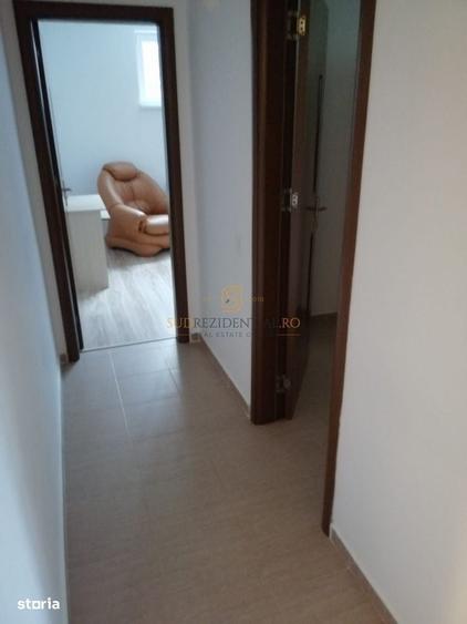 Apartament cu 2 camere decomandat în Central — fotografia 1