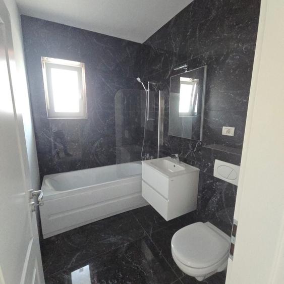 Apartament cu 2 camere decomandat în Giroc