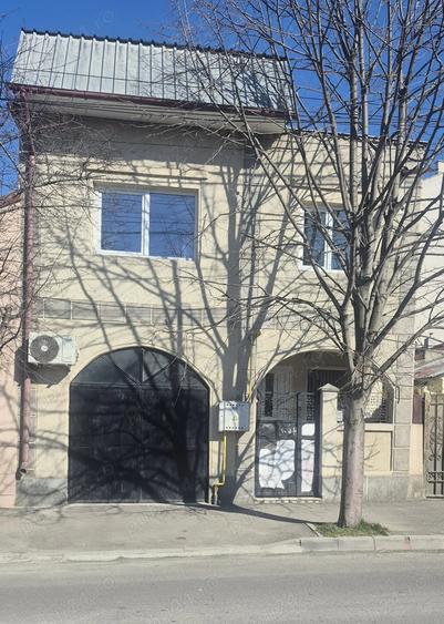 Casă cu Teren 164 Mp în Delfinariu