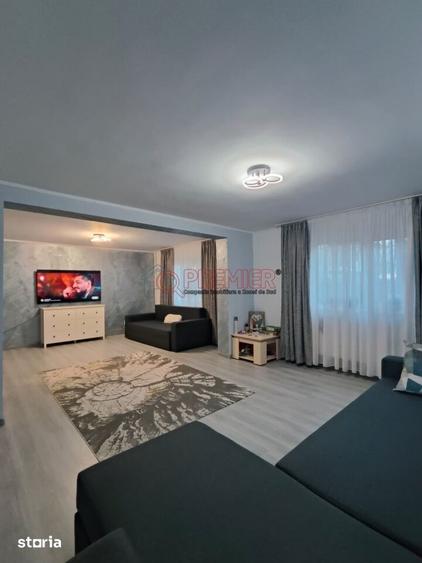 Casă cu 4 camere cu Teren 282 Mp în Apărătorii Patriei