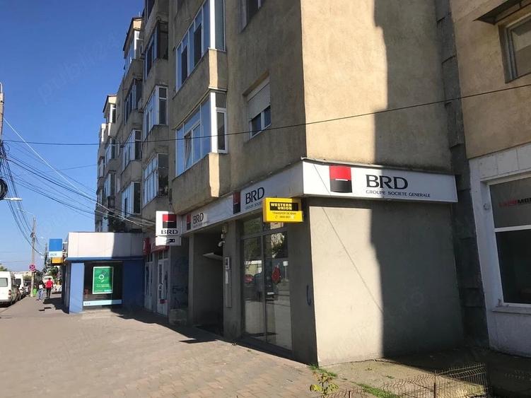 Spațiu comercial, de 85 mp, în Central