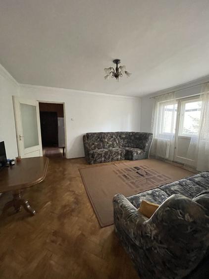 Apartament cu 2 camere semidecomandat în Calea Aradului