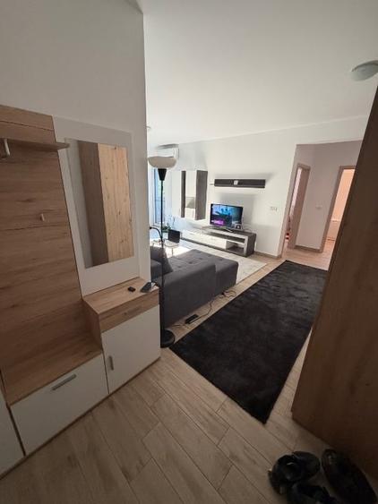 Apartament cu 2 camere, mobilat în Ghiroda