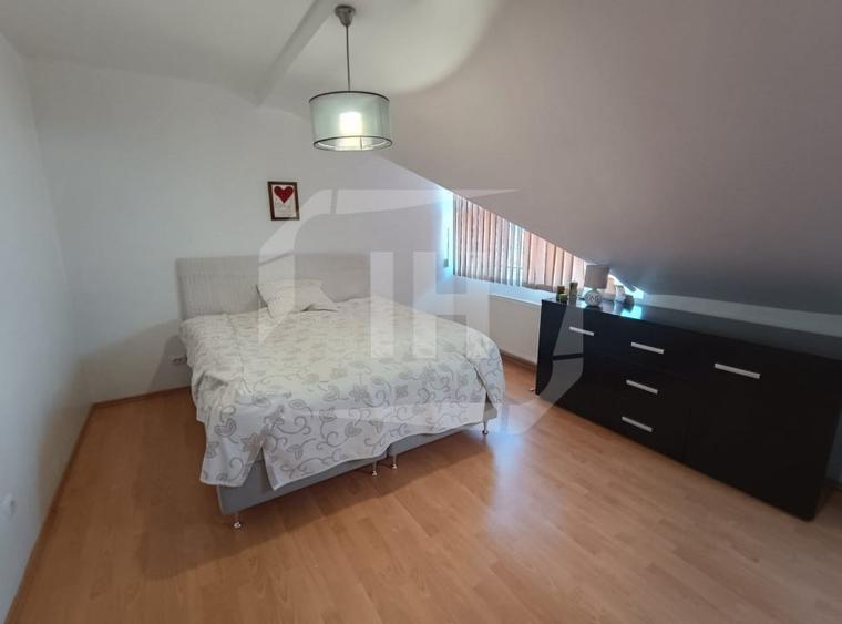 Apartament cu 4 camere semidecomandat, mobilat în Europa