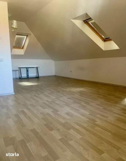 Apartament cu 3 camere în Europa