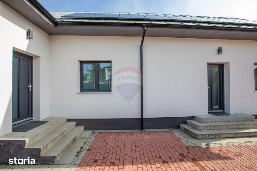 Casă cu 3 camere cu Teren 426 Mp în Central