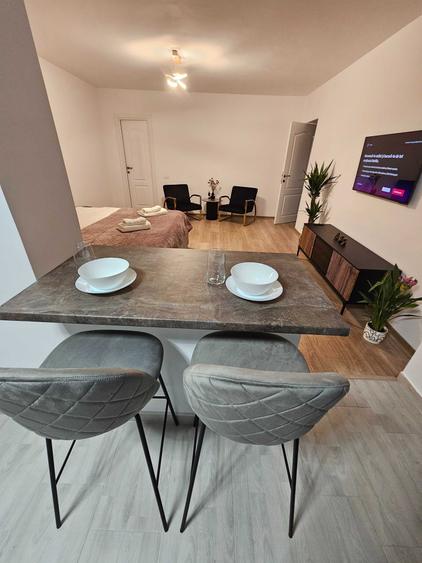 Apartament cu 2 camere decomandat în Ultracentral