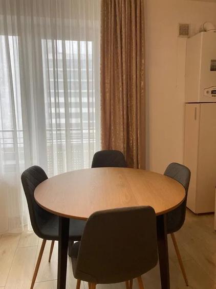 Apartament cu 2 camere semidecomandat în Tractorul — fotografia 3