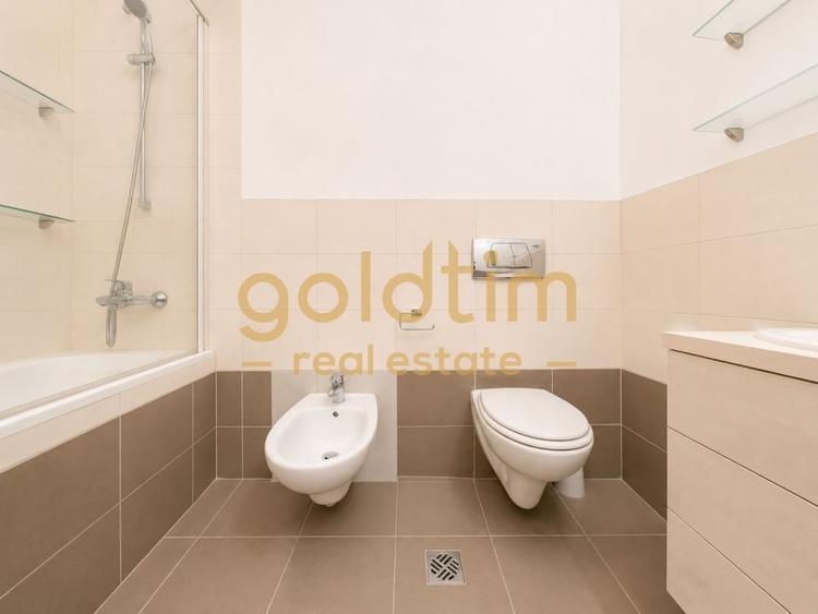 Apartament cu 3 camere semidecomandat, mobilat în Iancu Nicolae