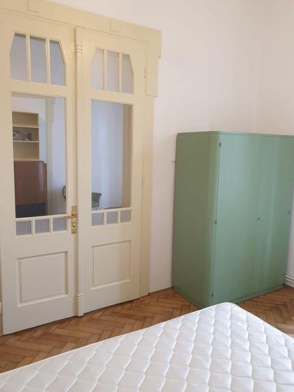 Inchiriez apartament 2 camere ultracentral - 3