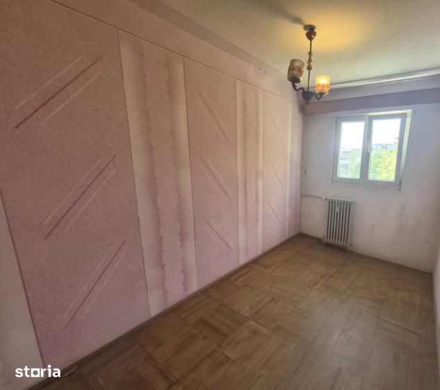 Apartament cu 3 camere în Sud