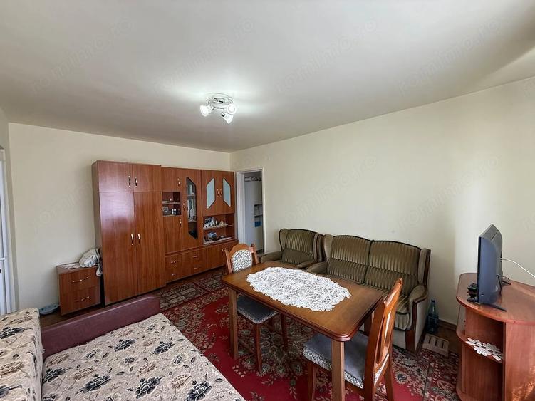 Apartament cu 2 camere semidecomandat în Gojdu