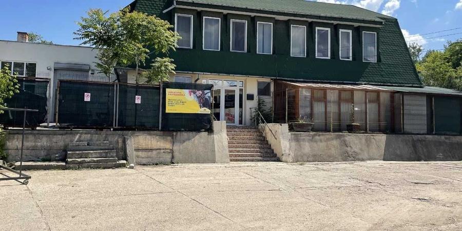 Spațiu comercial, de 545 mp, în Calea Severinului