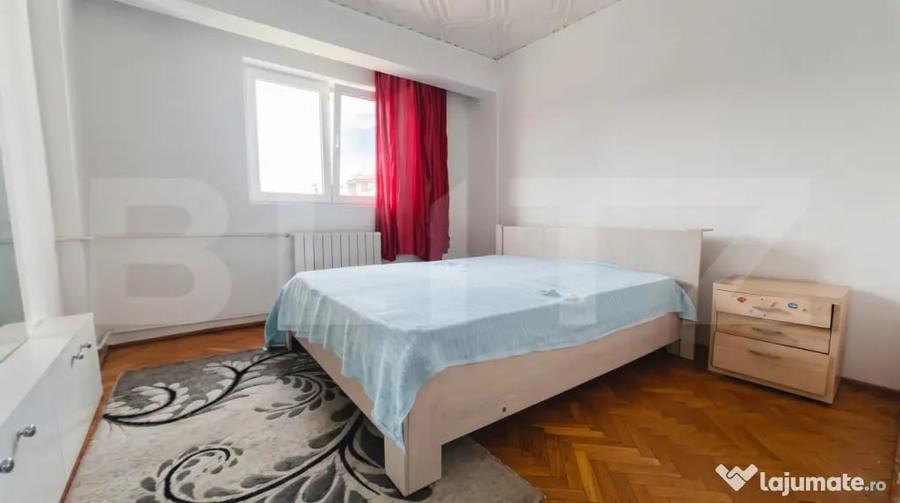 Apartament cu 3 camere semidecomandat în Calea Aradului