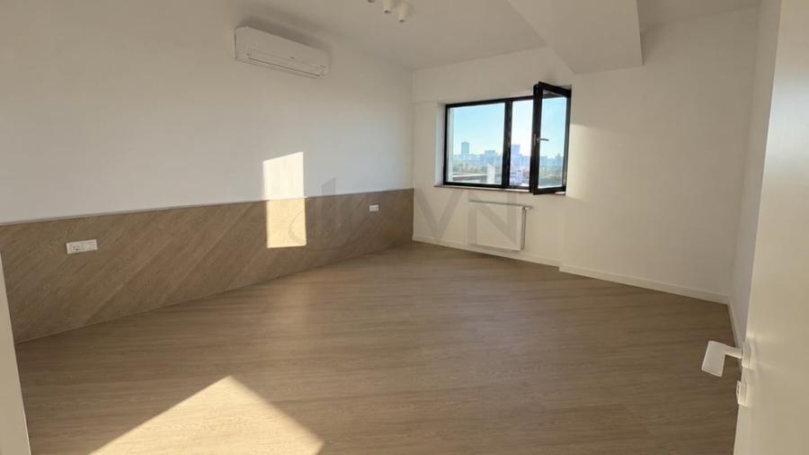 Apartament cu 3 camere decomandat în Pipera