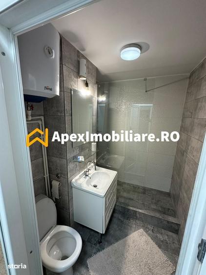 Apartament cu 3 camere decomandat în Drumul Taberei