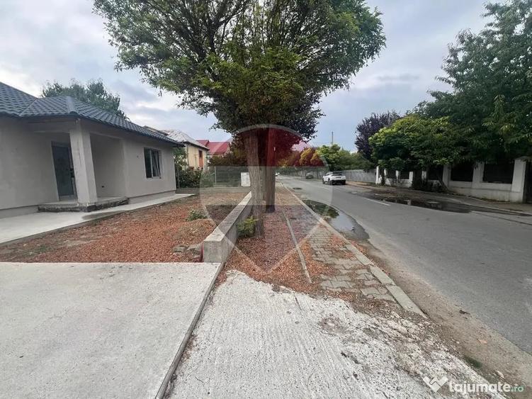 Casă cu 3 camere cu Teren 357 Mp în Ceardac