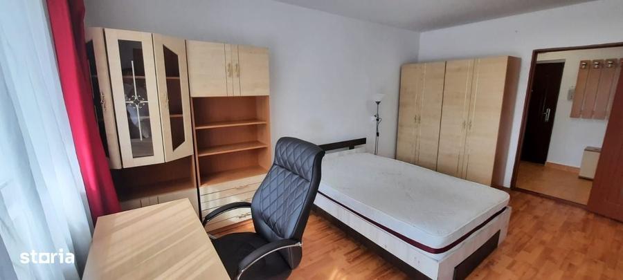 Apartament cu 2 camere semidecomandat în Cornișa