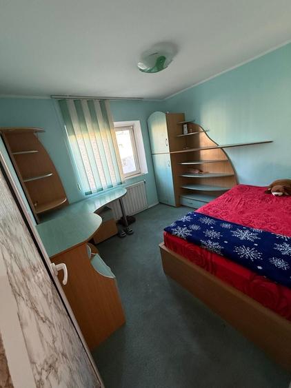 Apartament cu 4 camere decomandat în Ultracentral