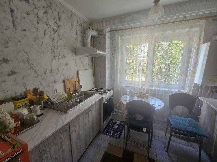 Apartament cu 4 camere decomandat în Exercițiu