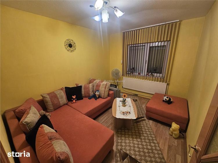 Apartament cu 3 camere decomandat în Central