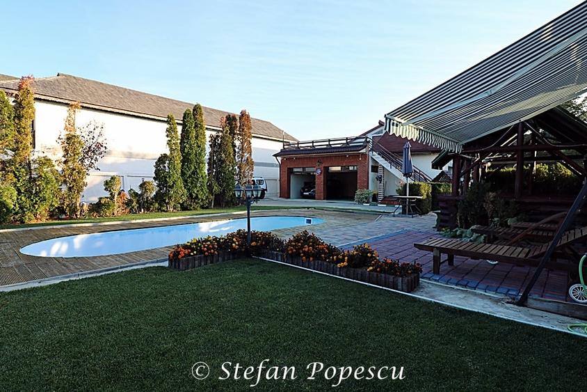 Casă cu 5 camere cu Piscina în Izvorani
