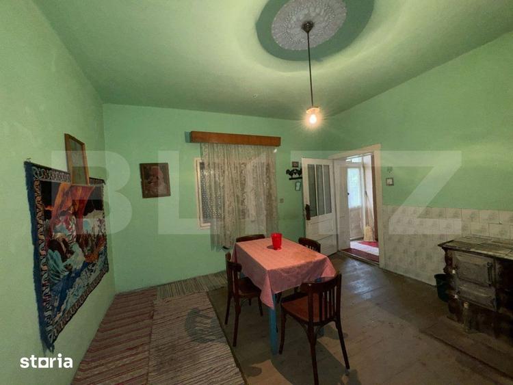 Casă cu 2 camere cu Teren 1207 Mp în Central