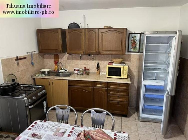 Casă individuală cu 4 camere cu Canalizare în Valea Călugărească
