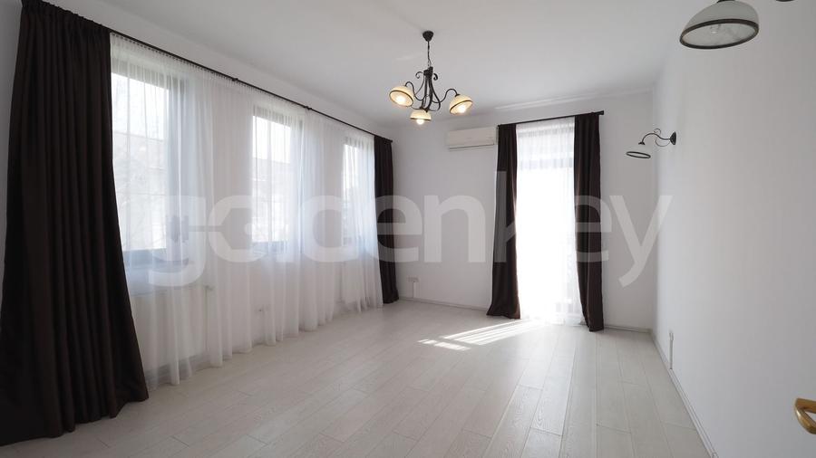 Vila cu finisaje moderne in complex rezidential - 22