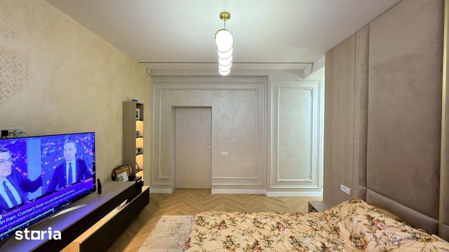 Casă cu 5 camere cu Teren 500 Mp în Central