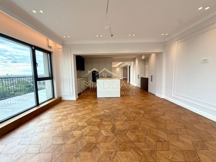 Apartament cu 4 camere decomandat în Străulești
