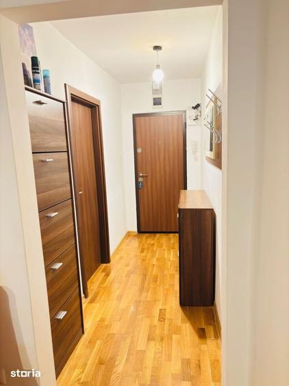Apartament cu 3 camere semidecomandat în Șagului