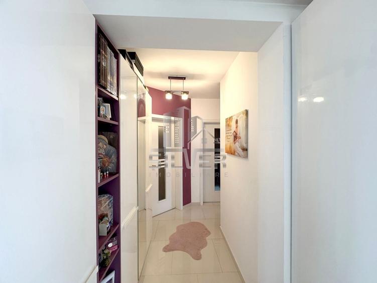 Apartament cu 3 camere semidecomandat, mobilat în Florești