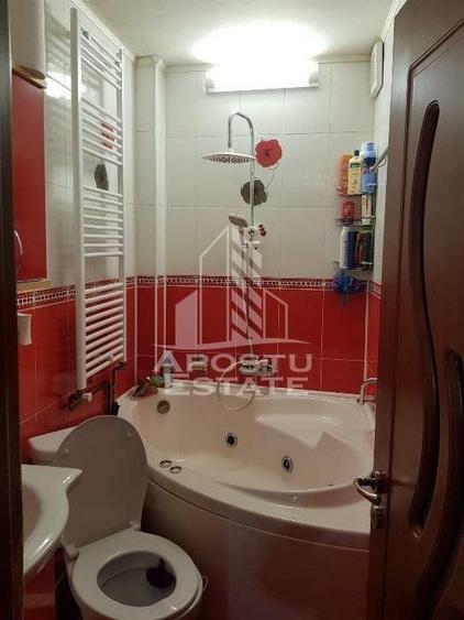 Apartament  cu 2 camere, decomandat, situat in  zona Iosefin - 3