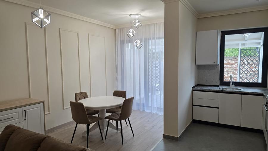 Apartament cu 2 camere în Decebal
