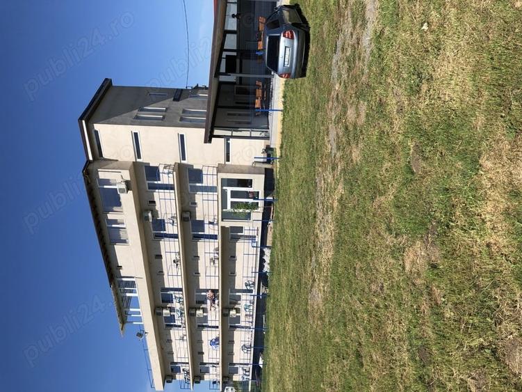 Casă cu 6 camere cu Teren 100 Mp în Central