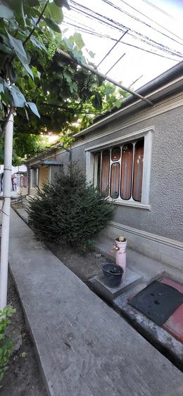 Casă cu 3 camere cu Teren 355 Mp în Chercea